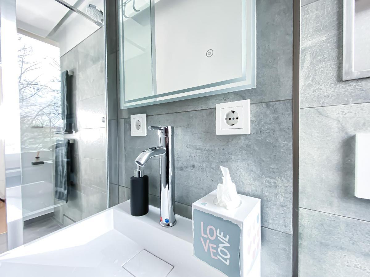 Modernes, Mediales Apartment, Naehe Der Neuen Leipziger Messe, Bis Vier Personen Extérieur photo